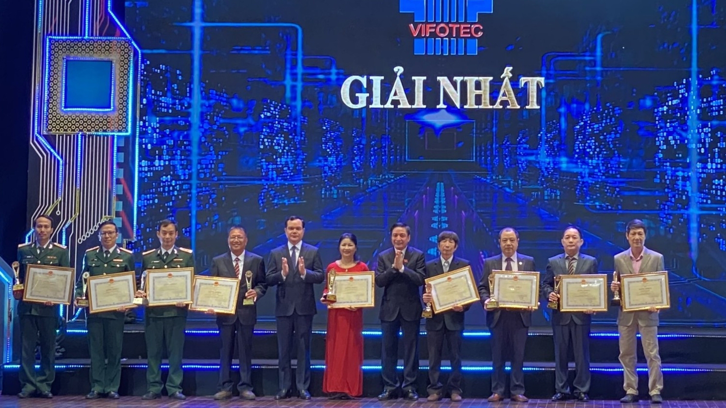 BIENDONG POC và Viện Dầu khí Việt Nam cùng giành giải Nhất Vifotec 2022