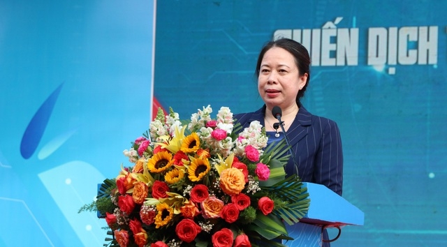 Võ Thị Ánh Xuân, Ủy viên T.Ư Đảng, Phó Chủ tịch nước phát biểu tại lễ ra quân Chiến dịch Thanh niên tình nguyện hè