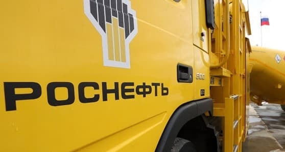 Bị trừng phạt, lợi nhuận của Rosneft vẫn tăng vọt