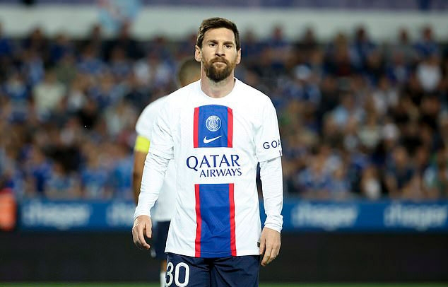 Lionel Messi sẽ rời khỏi PSG vào cuối mùa giải