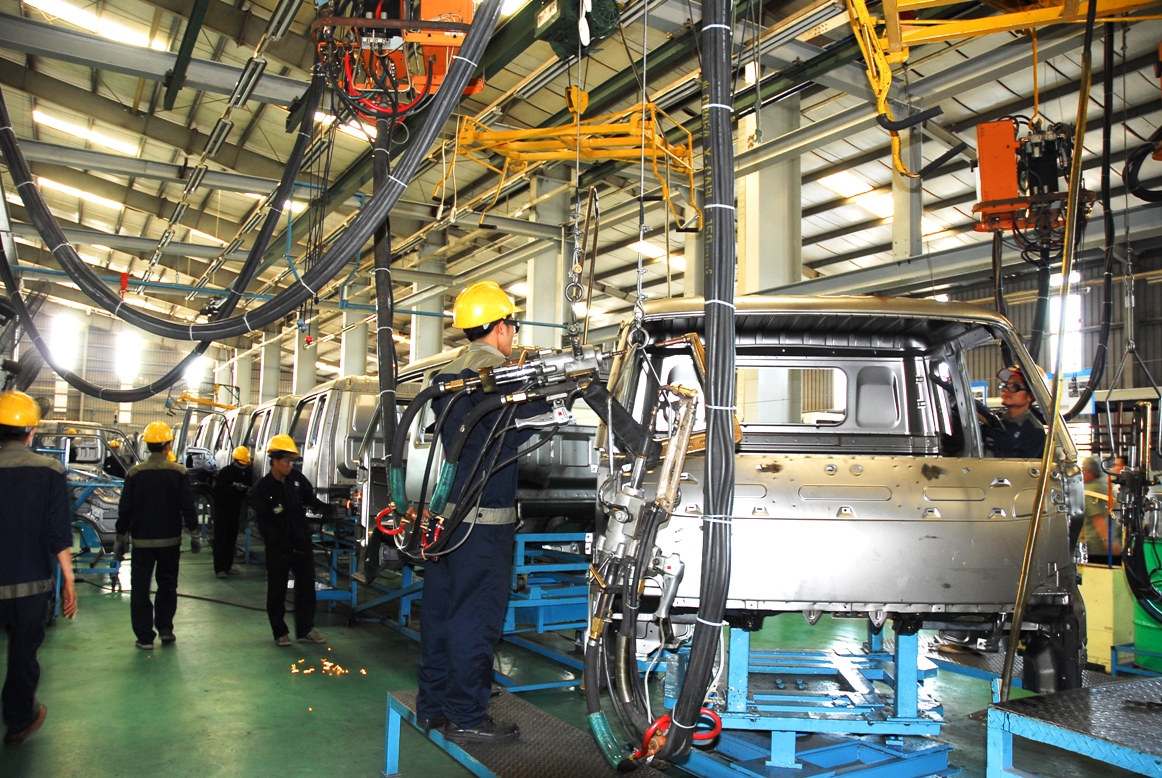 Theo chỉ số PMI, sản xuất công nghiệp tháng 5 giảm điểm so với tháng trước