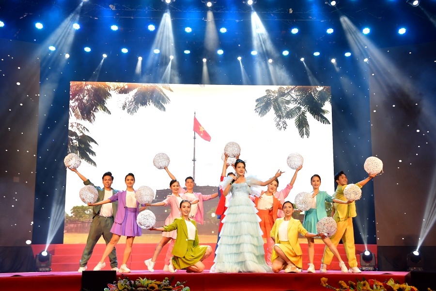 Vietcombank là một trong 5 tập thể được vinh danh tại Lễ trao giải Vinh quang Việt Nam lần thứ 18, năm 2023