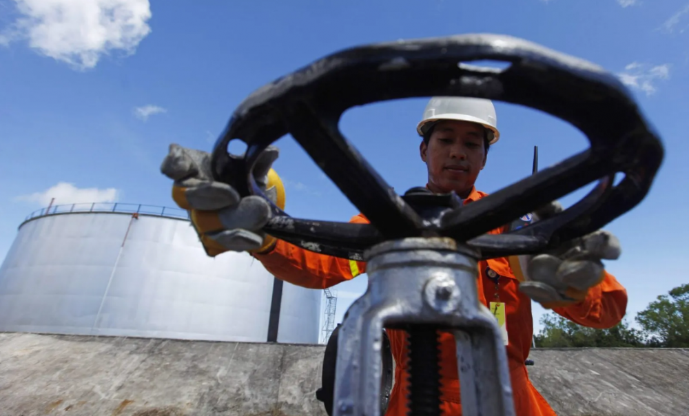Indonesia sẽ duy trì giá dầu nội địa ổn định trong năm tới