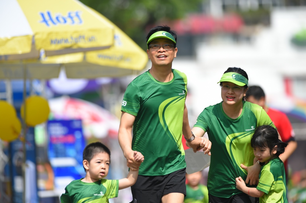 Giải chạy Vietcombank Let’s Run 2023 hưởng ứng Tháng hành động vì trẻ em