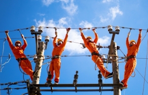 Phát triển thị trường điện và điều kiện triển khai xây dựng thị trường bán lẻ điện tại Việt Nam