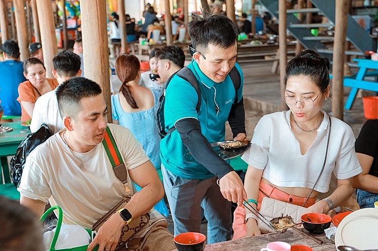 Choáng ngợp những thái cực du lịch đa sắc ở thiên đường hoang sơ Phú Quốc
