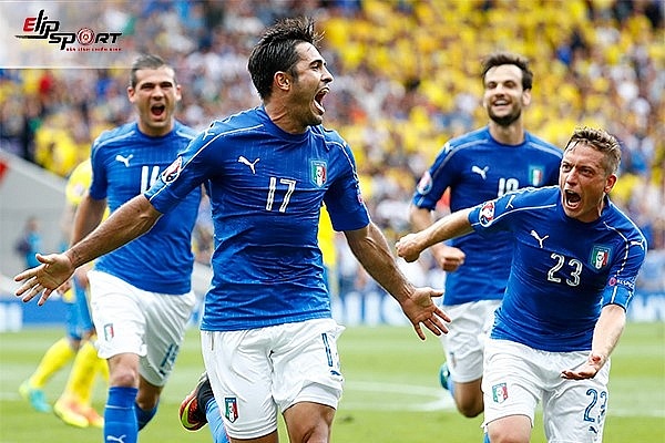 Italia - Đội tuyển bóng đá và biệt danh 