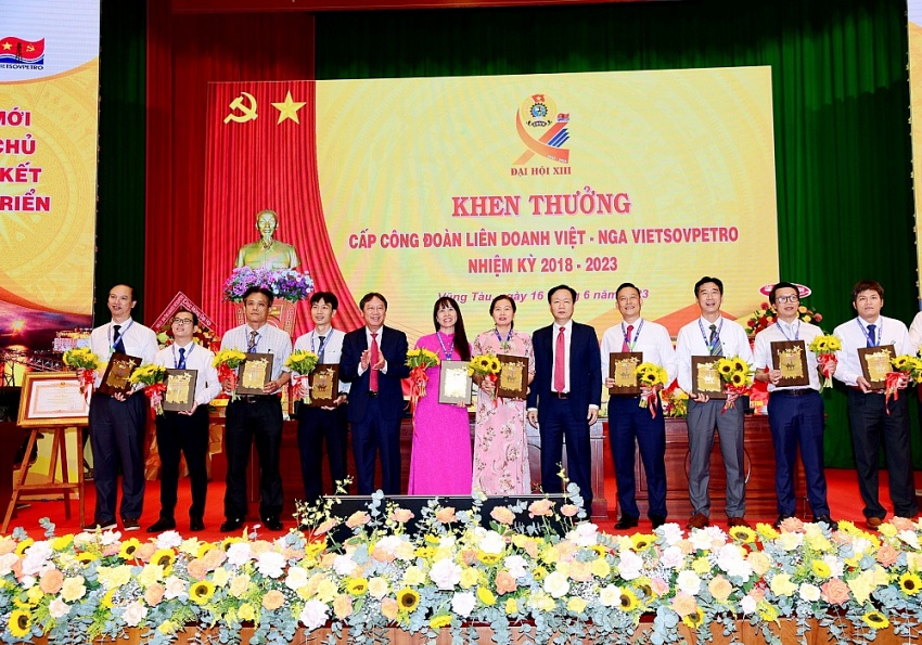 Công đoàn Vietsovpetro tổ chức thành công Đại hội lần thứ XIII, nhiệm kỳ 2023 – 2028 Công đoàn Vietsovpetro tổ chức thành công Đại hội lần thứ XIII, nhiệm kỳ 2023 – 2028