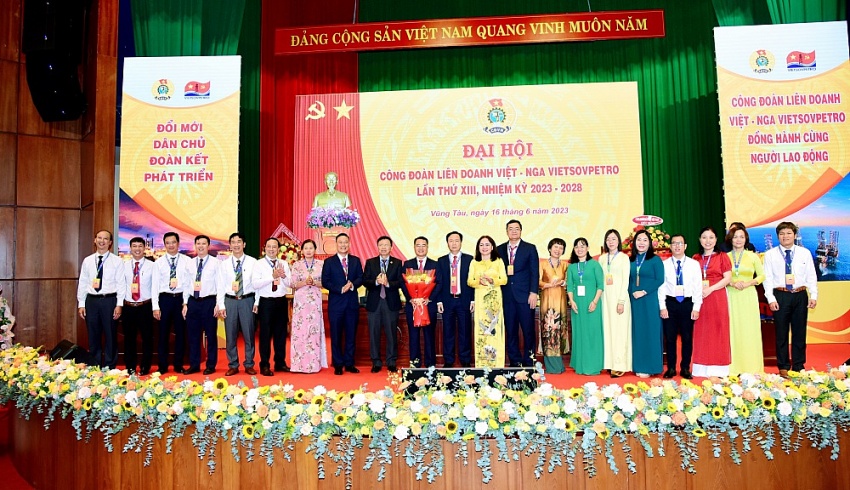 Công đoàn Vietsovpetro tổ chức thành công Đại hội lần thứ XIII, nhiệm kỳ 2023 – 2028 Công đoàn Vietsovpetro tổ chức thành công Đại hội lần thứ XIII, nhiệm kỳ 2023 – 2028