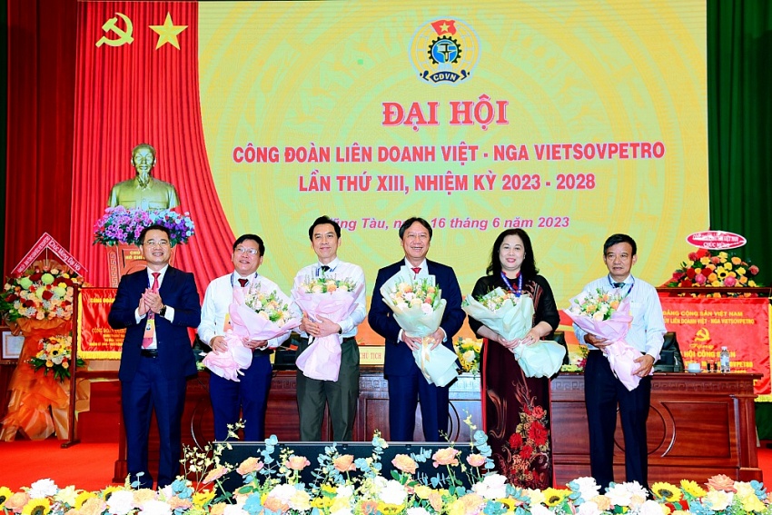 Công đoàn Vietsovpetro tổ chức thành công Đại hội lần thứ XIII, nhiệm kỳ 2023 – 2028 Công đoàn Vietsovpetro tổ chức thành công Đại hội lần thứ XIII, nhiệm kỳ 2023 – 2028