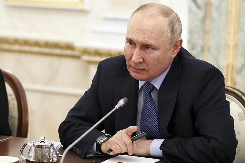 Tổng thống Putin: Quyết định cắt giảm sản lượng dầu của OPEC+ mang tính phi chính trị