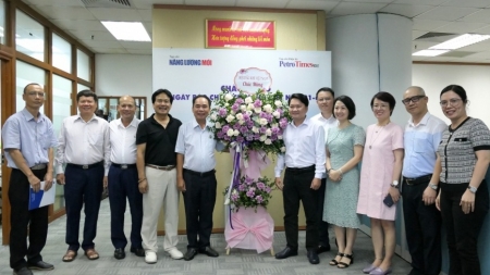 Lãnh đạo Hội Dầu khí Việt Nam chúc mừng Tạp chí Năng lượng Mới - PetroTimes nhân Ngày Báo chí cách mạng Việt Nam