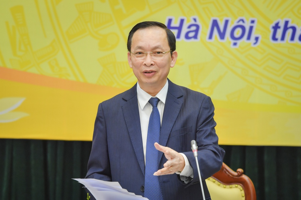 Phó Thống đốc NHNN: Yêu cầu xử lý nghiêm nhân viên bán thông tin khách hàng