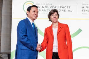 Phó Thủ tướng Trần Hồng Hà dự khai mạc Hội nghị Thượng đỉnh về Hiệp ước tài chính toàn cầu mới