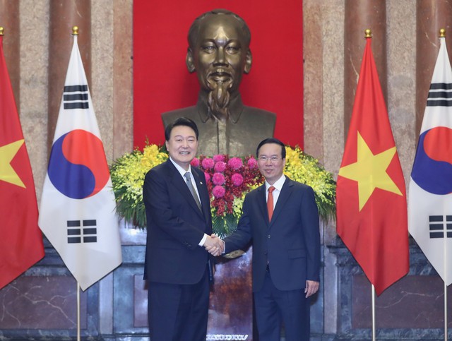Chủ tịch nước Võ Văn Thưởng hội đàm với Tổng thống Hàn Quốc Yoon Suk Yeol