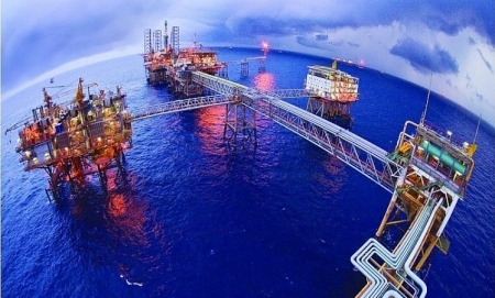 Giá xăng dầu hôm nay (14/11): Thị trường trong nước và thế giới trái chiều