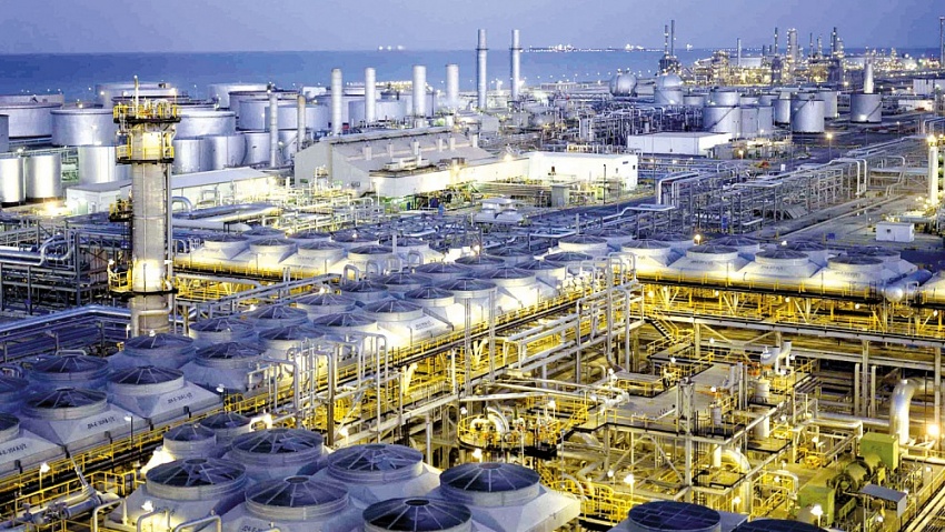 Saudi Aramco và TotalEnergies đạt thỏa thuận hóa dầu trị giá 11 tỷ USD