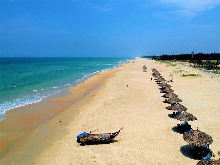 Những bãi biển hoang sơ hấp dẫn du khách ở xứ Quảng