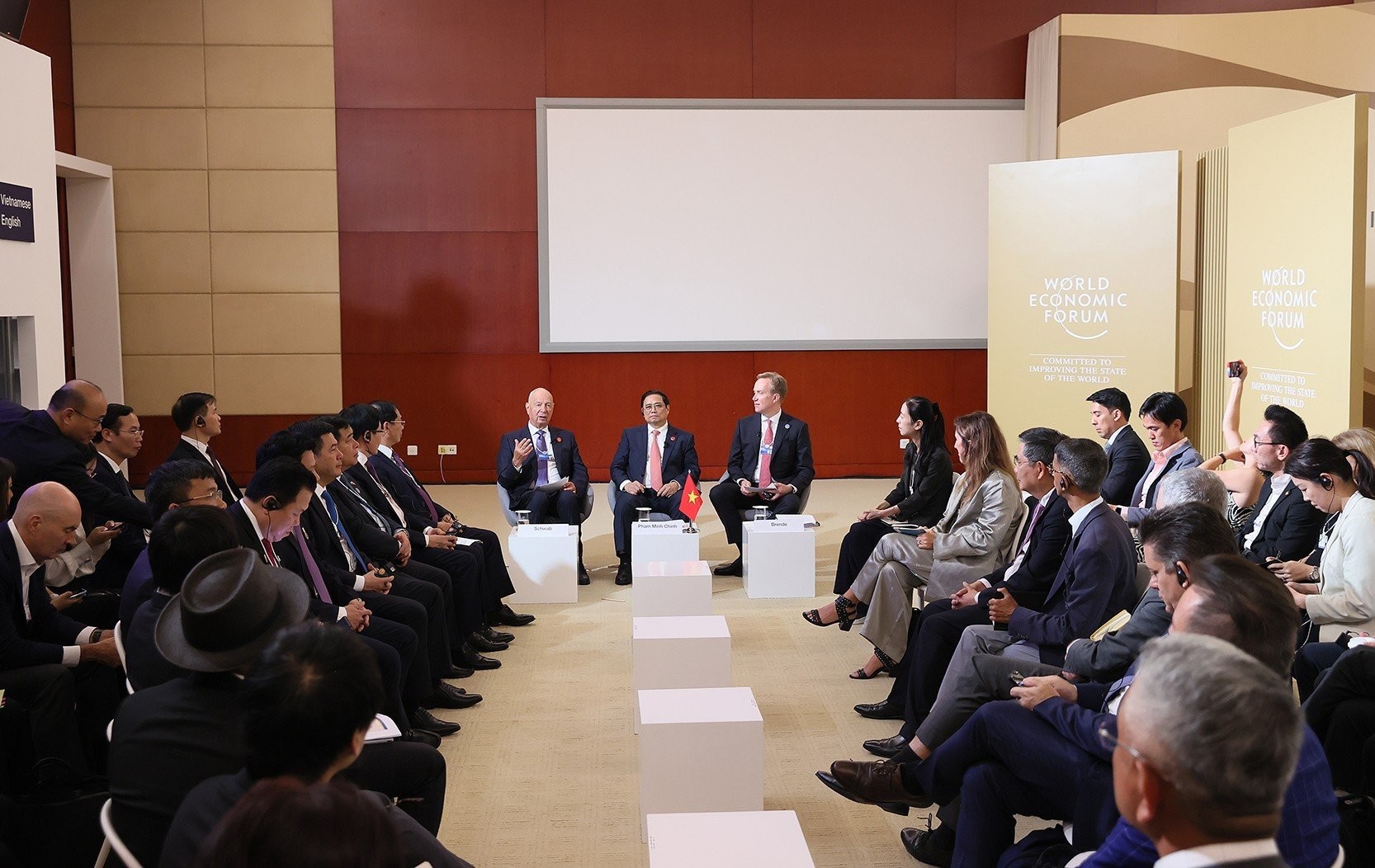 Cộng đồng doanh nghiệp WEF: Việt Nam là điểm đến đầu tư và tìm kiếm cơ hội hợp tác lâu dài