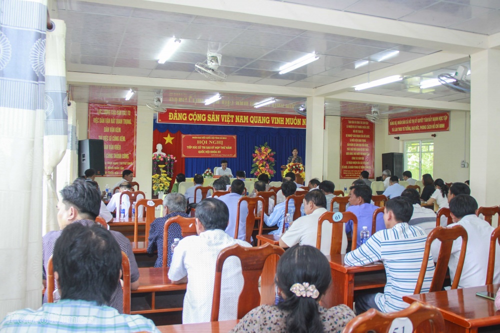 Đồng chí Lê Mạnh Hùng tiếp xúc cử tri xã Hồ Thị Kỷ (Cà Mau) sau Kỳ họp thứ 5, Quốc hội khoá XV
