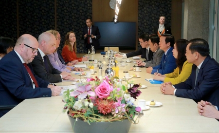 Phó Thủ tướng Trần Hồng Hà hội kiến Chủ tịch Hạ viện và Chủ tịch Thượng viện Hà Lan