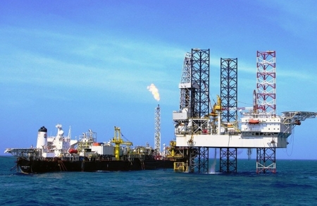 Giá dầu hôm nay (18/12): Dầu thô đi ngang trong phiên giao dịch đầu tuần