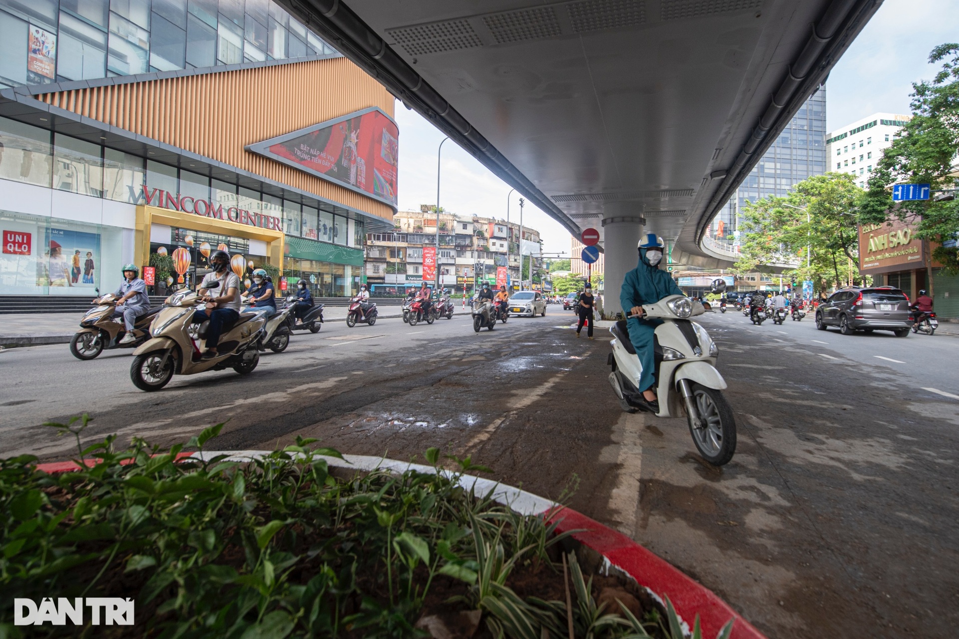 Thông xe cầu vượt chữ C đầu tiên ở Hà Nội, trị giá gần 150 tỷ đồng - 10