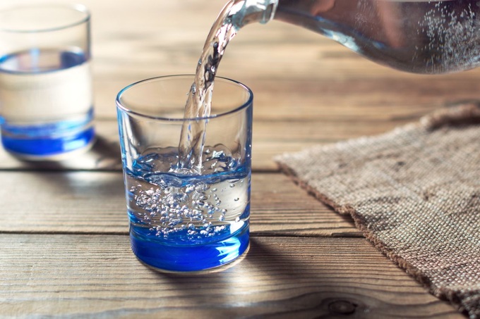 Uống nước kiềm để trị bệnh ung thư: Chuyên gia lý giải thế nào? - 1