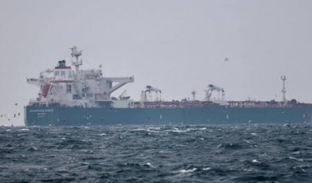 Hai tàu chở dầu suýt bị bắt giữ tại Vịnh Oman