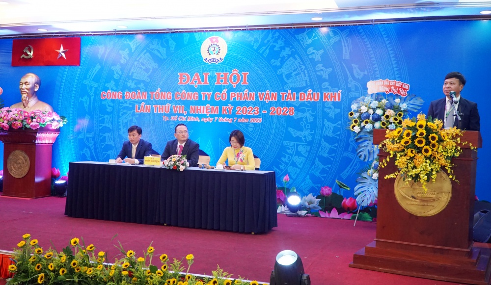 Đồng chí Phạm Việt Anh - Bí thư Đảng ủy, Chủ tịch HĐQT PVTrans phát biểu
