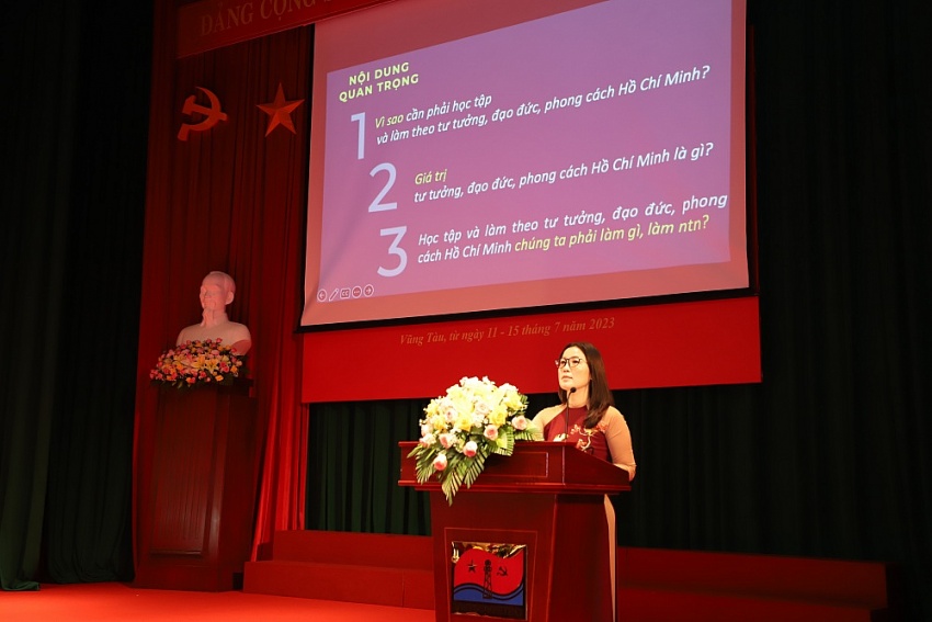 Khai giảng lớp bồi dưỡng nhận thức về Đảng năm 2023 khu vực TP Vũng Tàu
