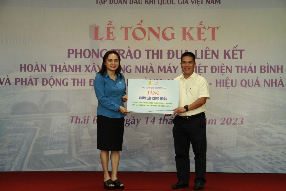 Công đoàn Dầu khí Việt Nam tổng kết Phong trào thi đua liên kết tại dự án NMNĐ Thái Bình 2