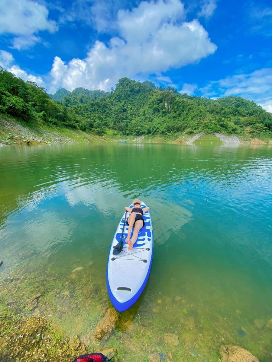 Chèo thuyền Kayak ở Lâm Bình