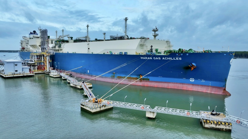 Thời điểm neo đậu cuối cùng của tàu Maran Gas Achilles tại Kho cảng LNG Thị Vải vào sáng ngày 17/7/2023