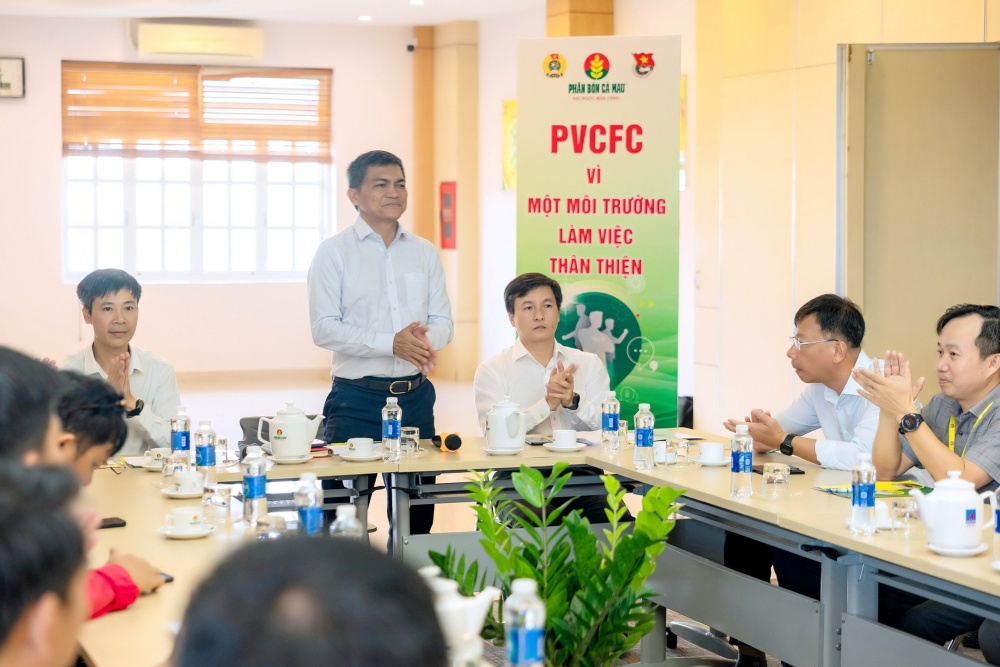 Đối thoại giữa Tổng Giám đốc và người lao động làm việc tại PVCFC