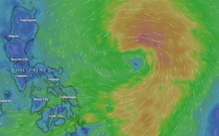 Cơn bão ngoài khơi Philippines tăng cấp nhanh, có thể thành siêu bão