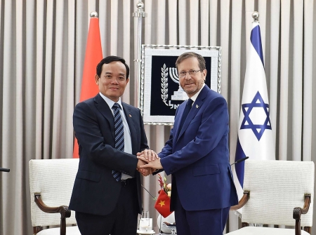 Phó Thủ tướng Trần Lưu Quang hội kiến Tổng thống Israel Isaac Herzog
