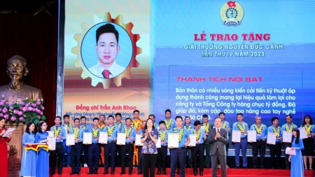 Đại diện sáng tạo của Công đoàn PV GAS xuất sắc nhận Giải thưởng Nguyễn Đức Cảnh lần thứ IV