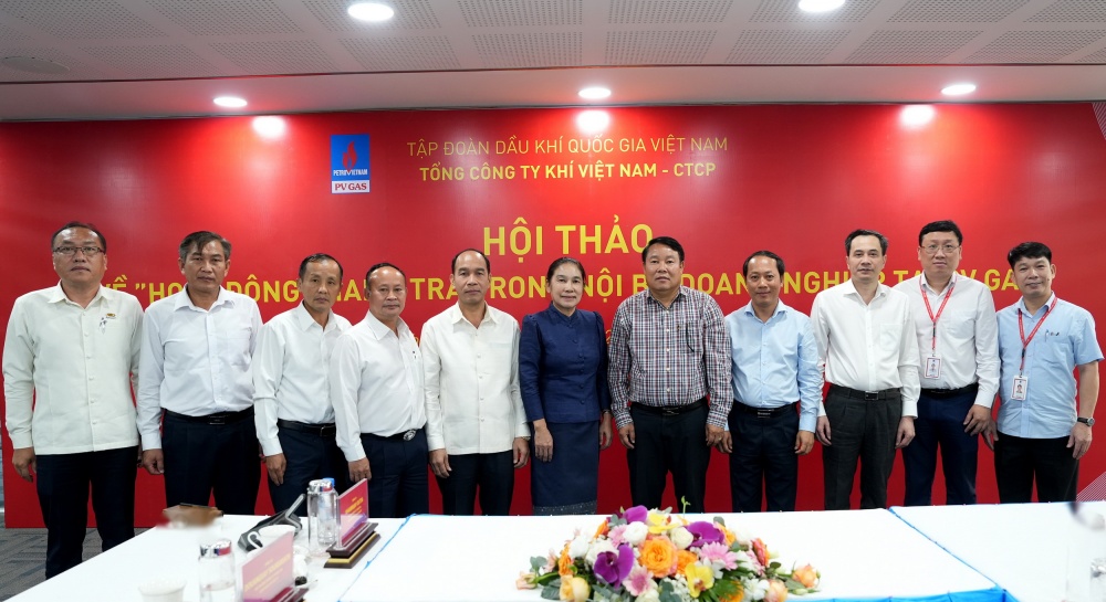 Đoàn thanh tra Nhà nước Lào chân thành cảm ơn sự đón tiếp trọng thị của PV GAS dành cho đoàn, mong muốn thúc đẩy hơn nữa sự hợp tác trong tương lai