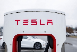 Tesla, Ford và GMC chạy đua để chiếm lĩnh thị trường xe tải điện