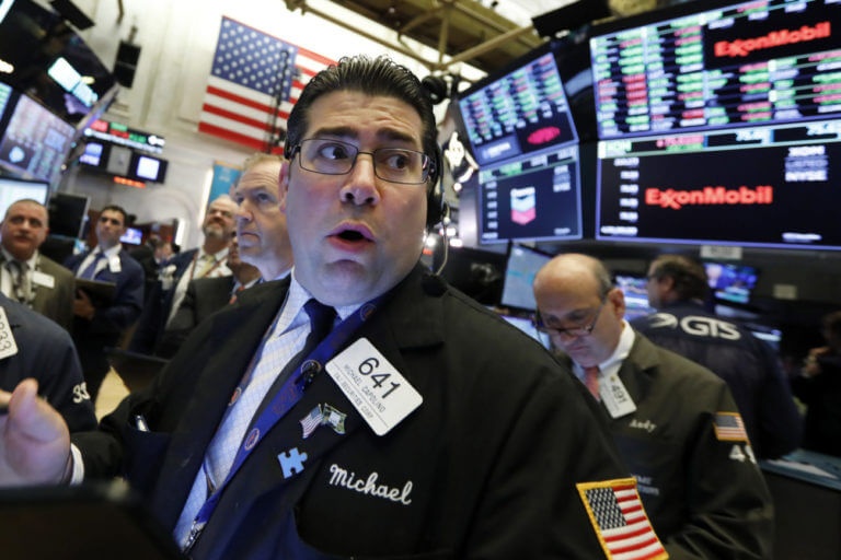 Thị trường chứng khoán thế giới ngày 31/7: Cổ phiếu ít thay đổi khi Phố Wall sắp kết thúc tháng 7 thắng lợi