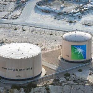 Ả Rập Xê-út có thể tăng giá dầu thô tháng 9