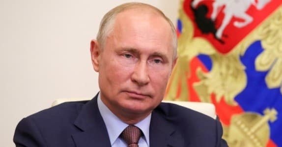 Tổng thống Nga ký luật thu hẹp chiết khấu dầu thô của Urals so với Brent