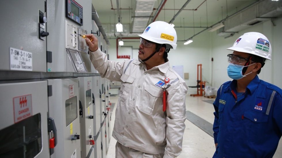 Những sáng kiến tiết kiệm điện trị giá hàng tỷ đồng tại NMLD Dung Quất