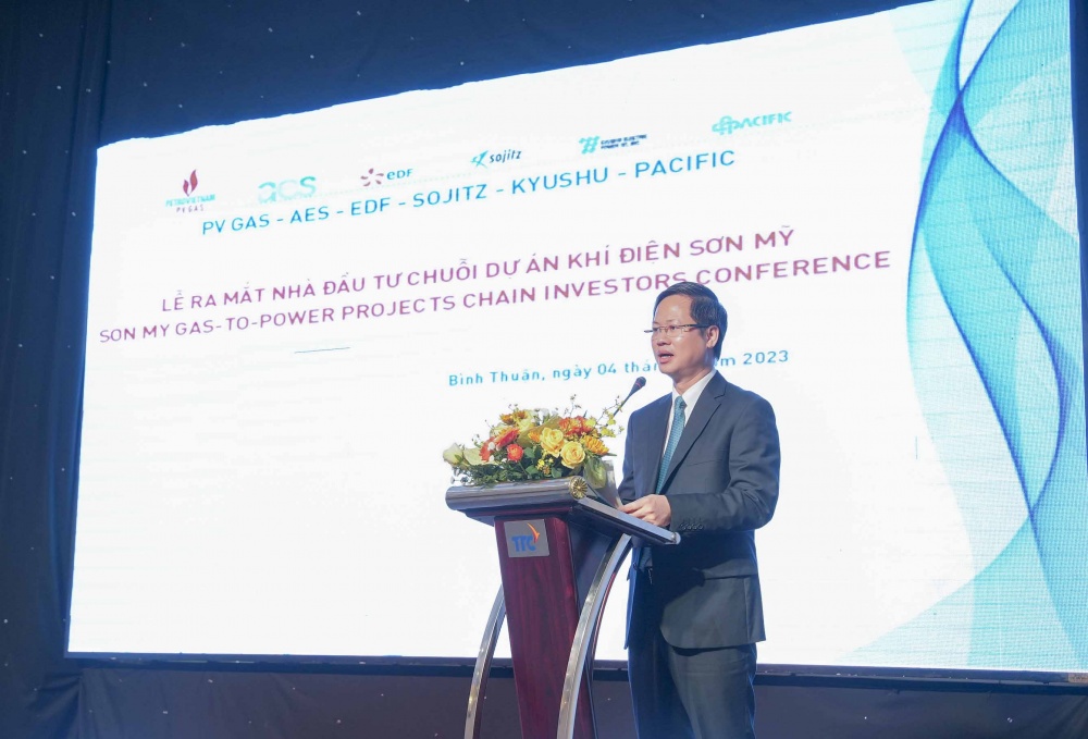 Ông Đoàn Anh Dũng đại diện Lãnh đạo tỉnh Bình Thuận phát biểu