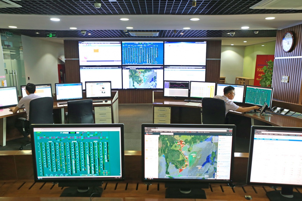 Câu hỏi về vai trò của “quả đấm thép” Câu hỏi về vai trò của “quả đấm thép”