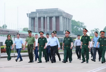 Thủ tướng Phạm Minh Chính kiểm tra công tác tu bổ định kỳ Lăng Chủ tịch Hồ Chí Minh