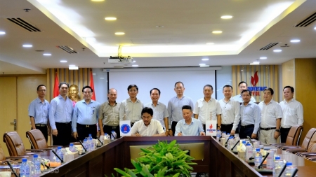 Hội Dầu khí Việt Nam ký kết thoả thuận hợp tác với PVOIL