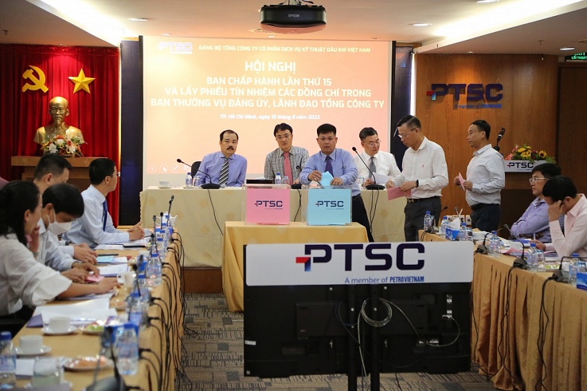 Hội nghị đã tiến hành lấy phiếu tín nhiệm với các đồng chí trong Ban Thường vụ Đảng ủy và Lãnh đạo Tổng Công ty PTSC