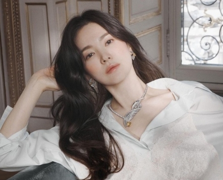 Bất ngờ với cát-xê quảng cáo hàng tỷ đồng của Song Hye Kyo